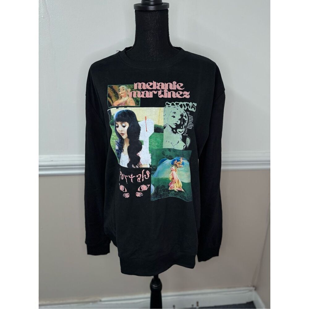 Melanie Martinez Graphic Crewneck Sweatshirt Size Large